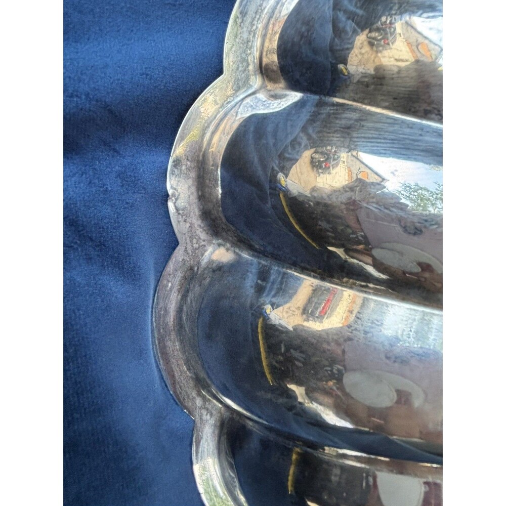 English Silver Corp. Large Silver Plated Scallop Shell Bowl USA - Picture 8 of 15